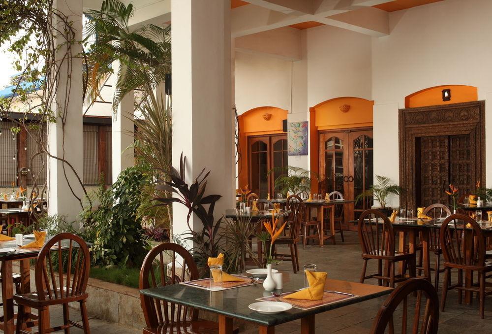 กรรม รอยัล ฮาทิ มาฮาล รีสอร์ต Hotel กาเวลอสซิม ภายนอก รูปภาพ