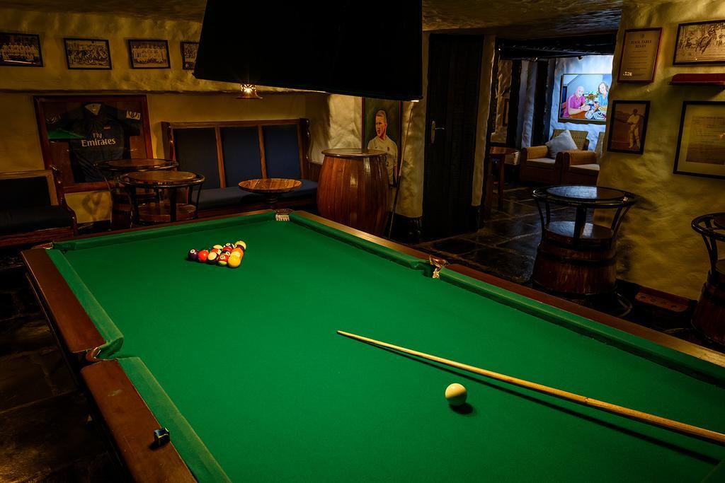 กรรม รอยัล ฮาทิ มาฮาล รีสอร์ต Hotel กาเวลอสซิม ภายนอก รูปภาพ